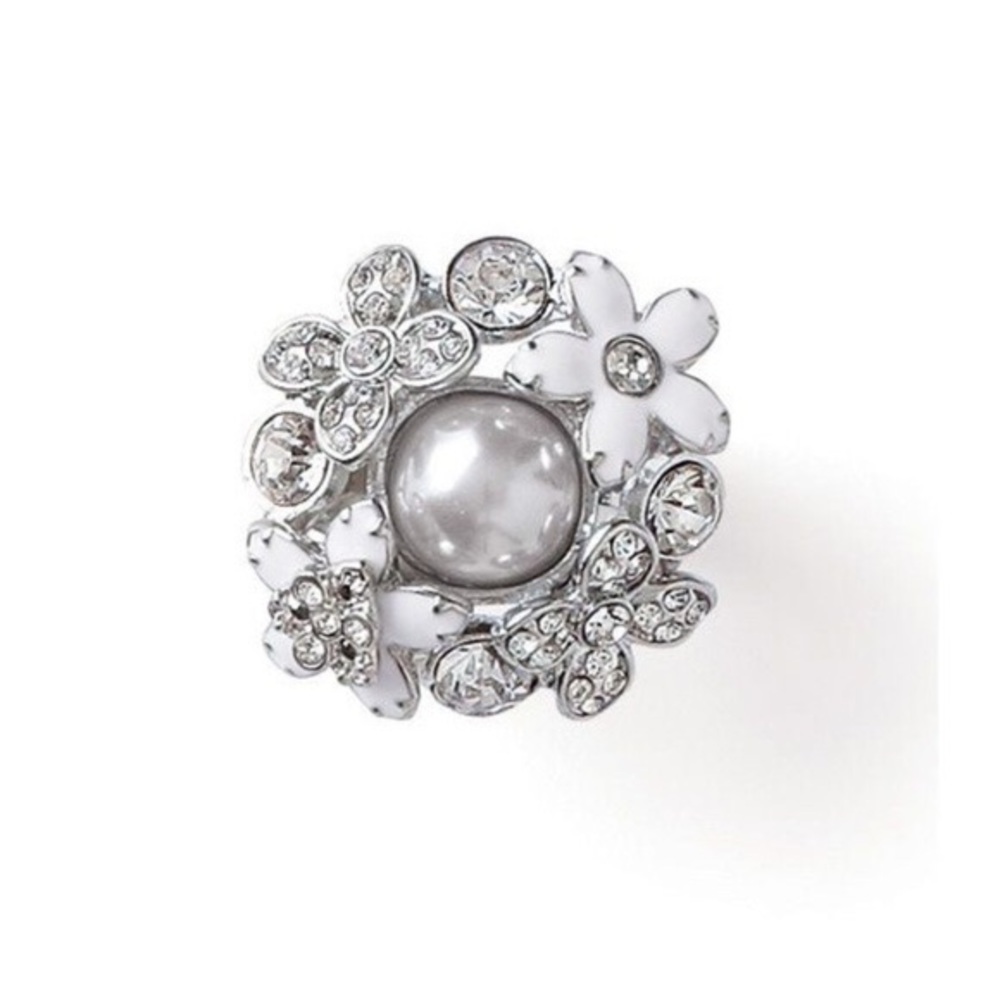NWT Lia Sophia catch the bouquet ring size 6